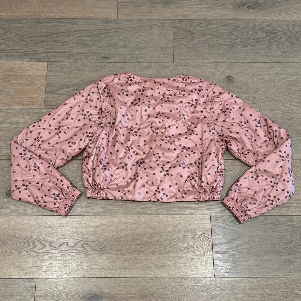 NIKE Rose Whisper Sportswear Icon Clash Woven Quilt Button Up Jacket‎ Size Small